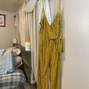 Yellow black white romper size XL